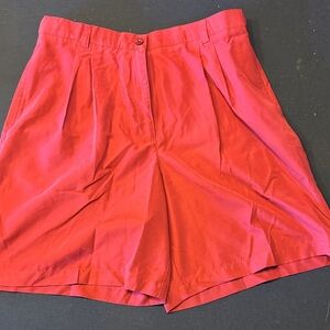 Vibrant Maroon Women's Bermuda Shorts / DG87